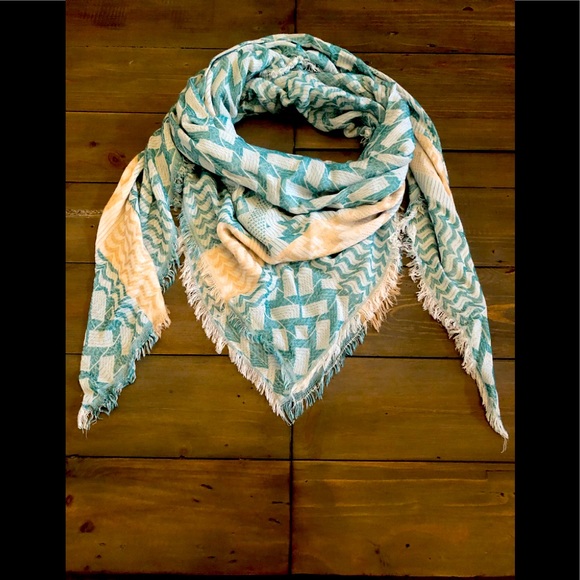 Jackson Rowe Accessories - Jackson Rowe buttery soft scarf